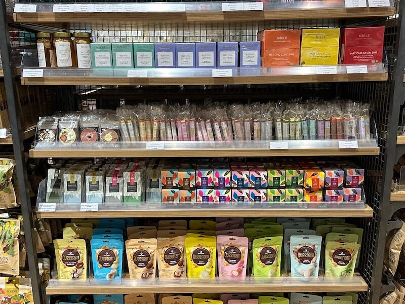 無印良品ベトナムで販売されているBINON CACAOのチョコレート