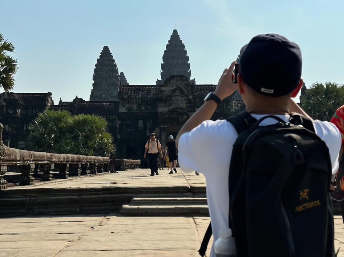 ユネスコの世界遺産であるアンコール遺跡から朝日鑑賞をしてきた。