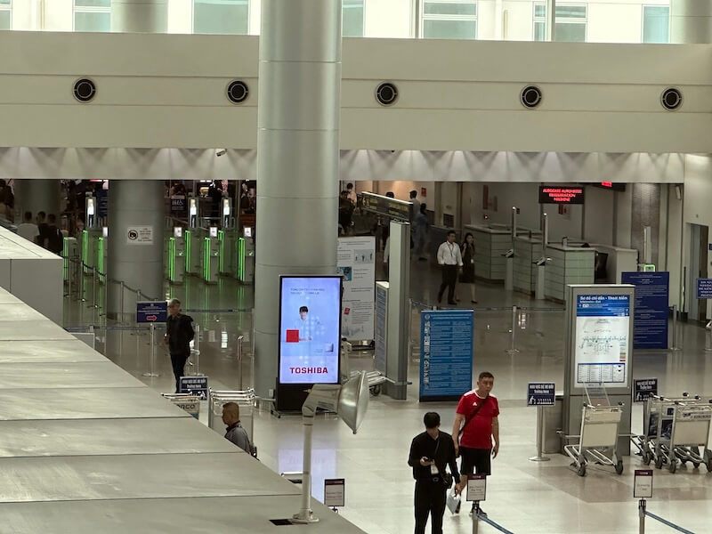 自動化ゲートに登録すれば、タンソンニャット国際空港からの出国審査が容易になります。