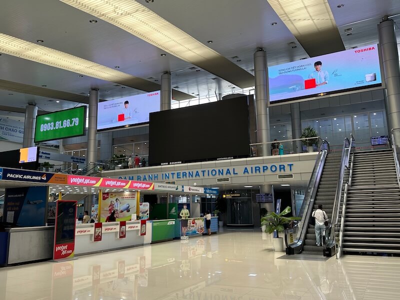 自動化ゲートに登録すれば、タンソンニャット国際空港からの出国審査が容易になります。