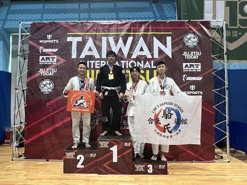 台湾で開催されたASJJF主催のブラジリアン柔術の大会に参加してきた。