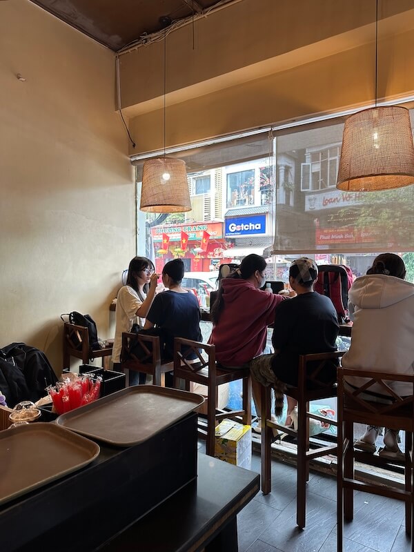 ベトナム人の化粧(メイクアップ)事情について