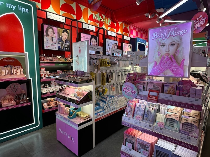 ベトナム人の化粧(メイクアップ)事情について