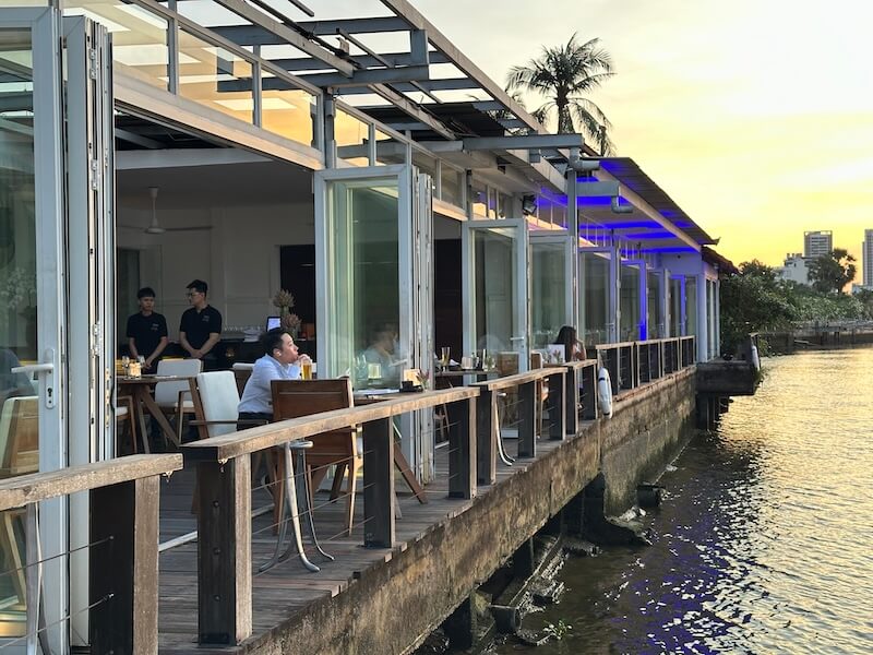 3泊4日のホーチミン市旅行｜はじめての海外ひとり旅で、友人がホーチミン市にやって来た。