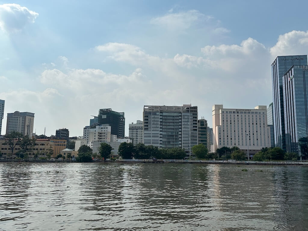 サイゴンウォーターバスに乗ってみた。