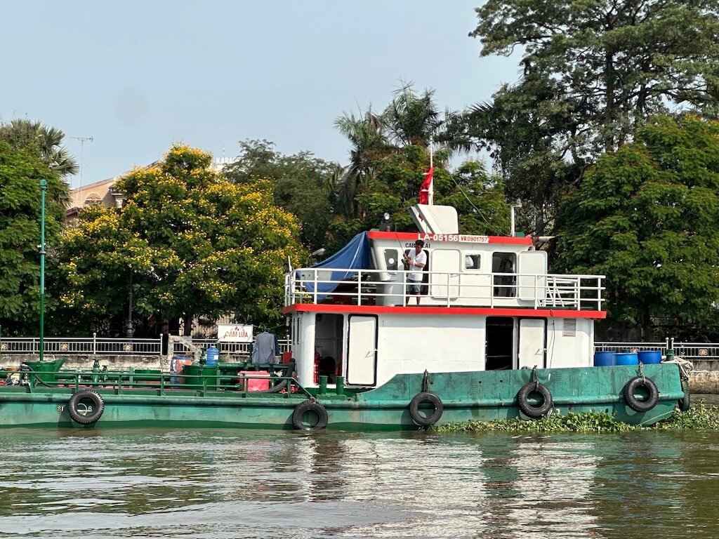 サイゴンウォーターバスに乗ってみた。