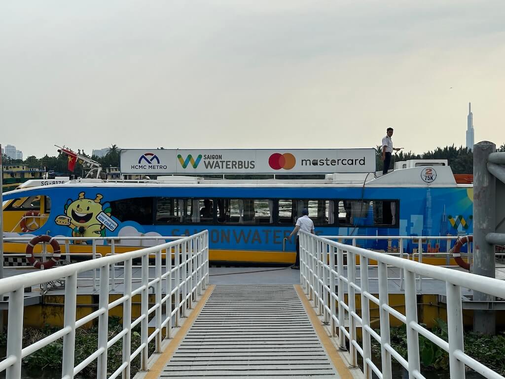 サイゴンウォーターバスに乗ってみた。