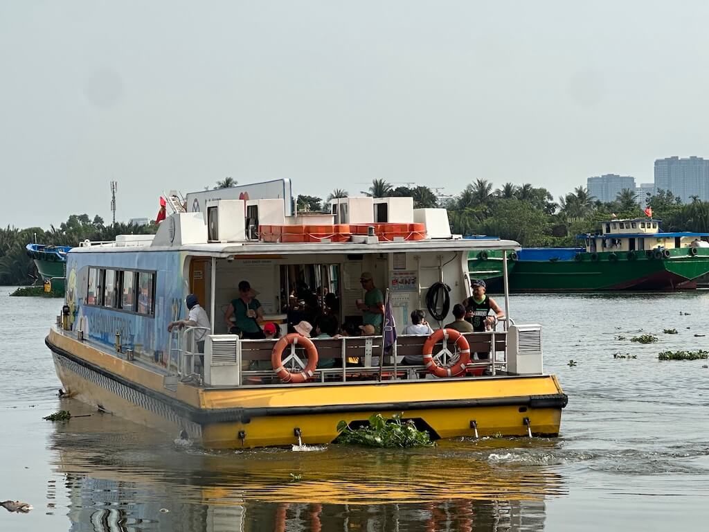 サイゴンウォーターバスに乗ってみた。