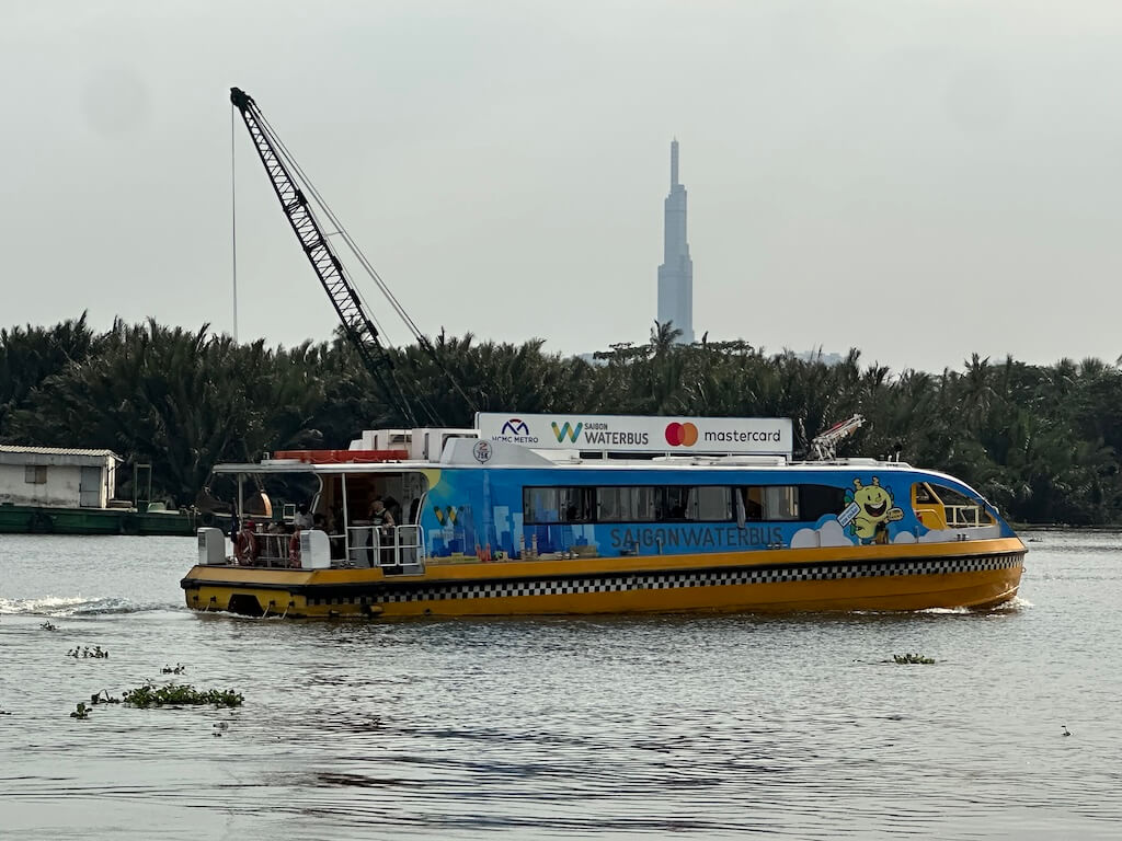 サイゴンウォーターバスに乗ってみた。